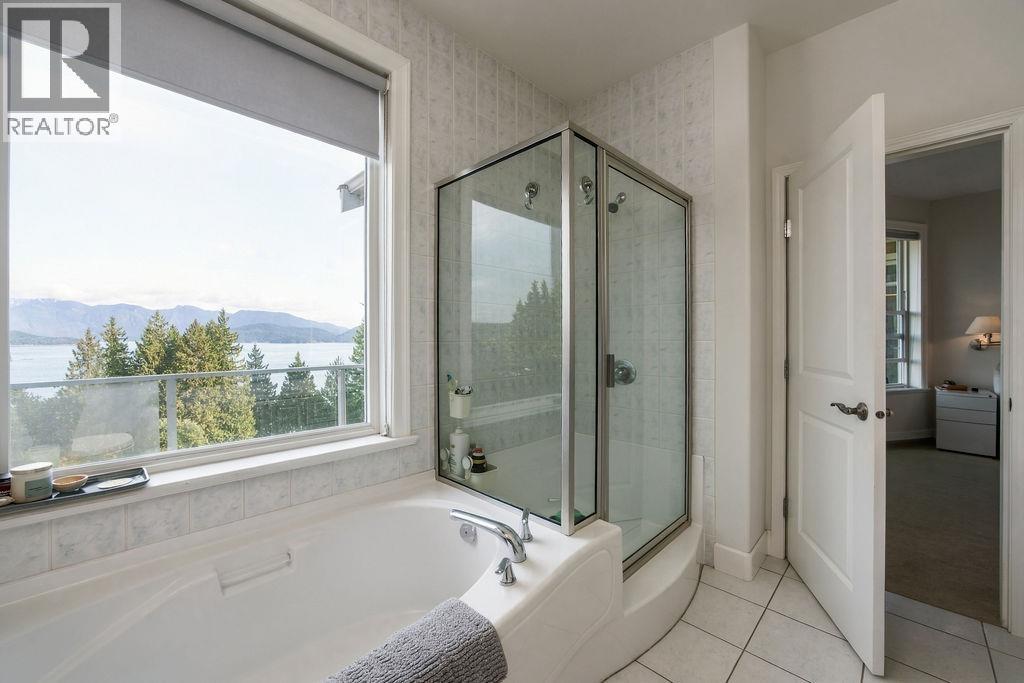 1208 St Andrews Road, Gibsons, British Columbia  V0N 1V1 - Photo 24 - R3170945