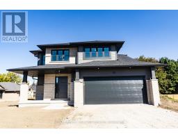 18 HAWKS GATE, Central Elgin, Ontario