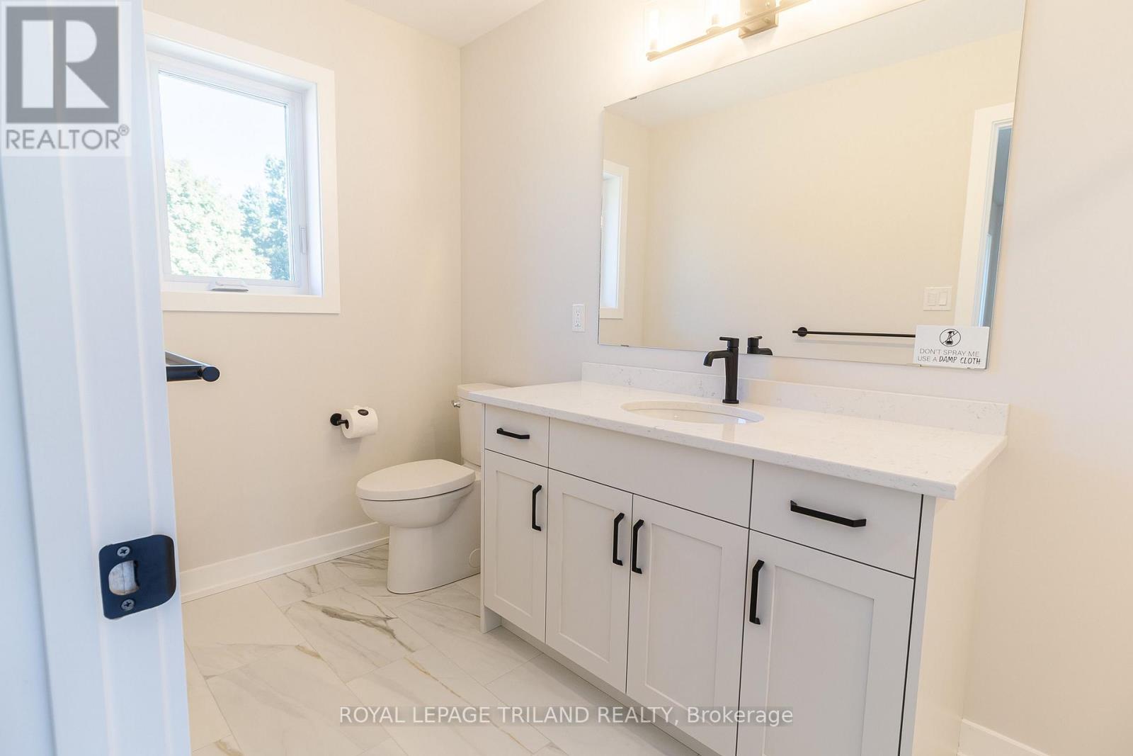 18 Hawks Gate, Central Elgin, Ontario  N5R 0R2 - Photo 14 - X13593762