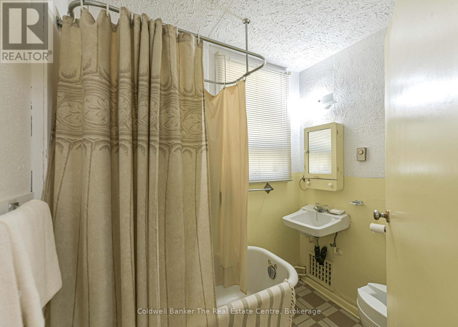 115 Jones Road, Gravenhurst, Ontario P1P 1M8 - Photo 8 - X13844132