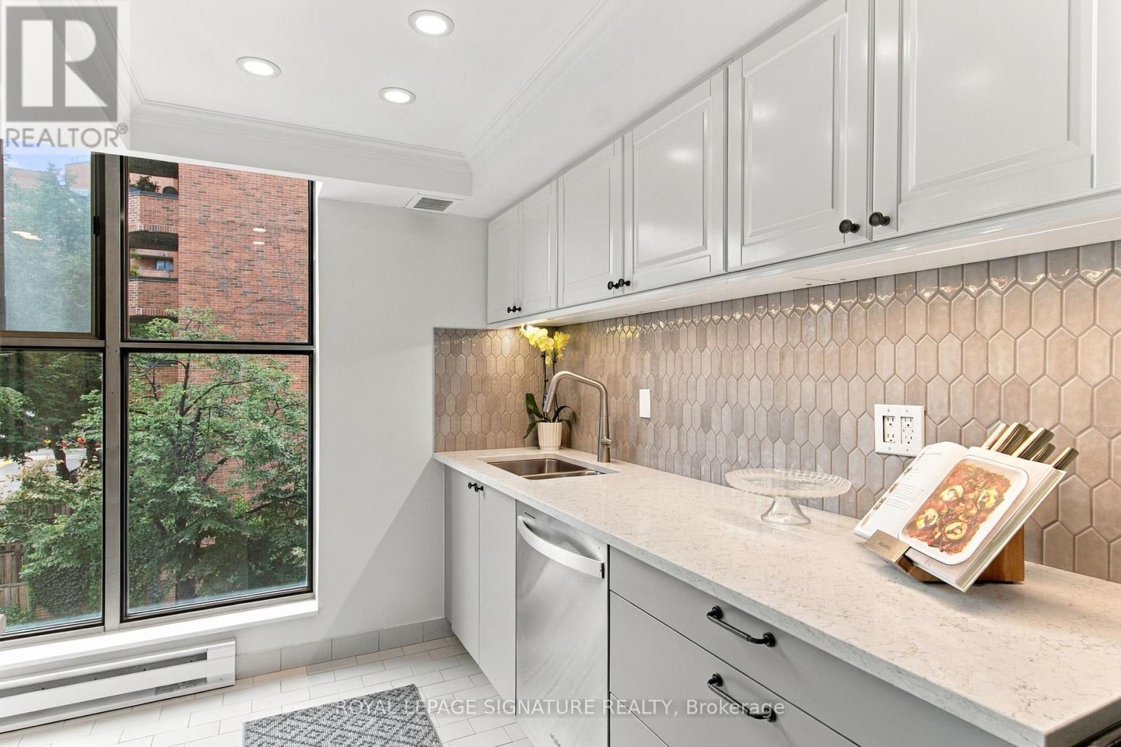 301 - 65 Scadding Avenue, Toronto, Ontario  M5A 4L1 - Photo 15 - C13844072
