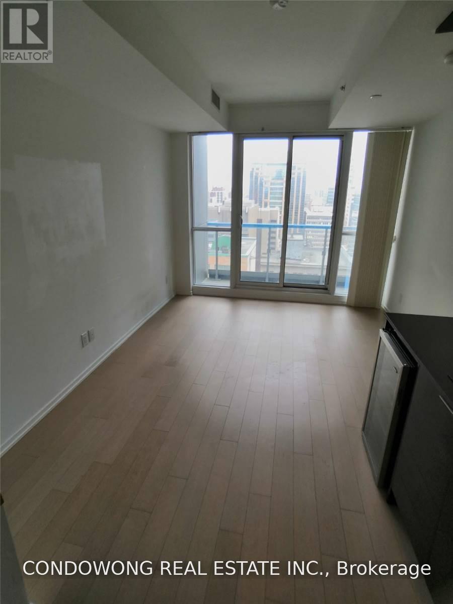 1904 - 70 Temperance Street, Toronto, Ontario  M5H 4E8 - Photo 3 - C13844150