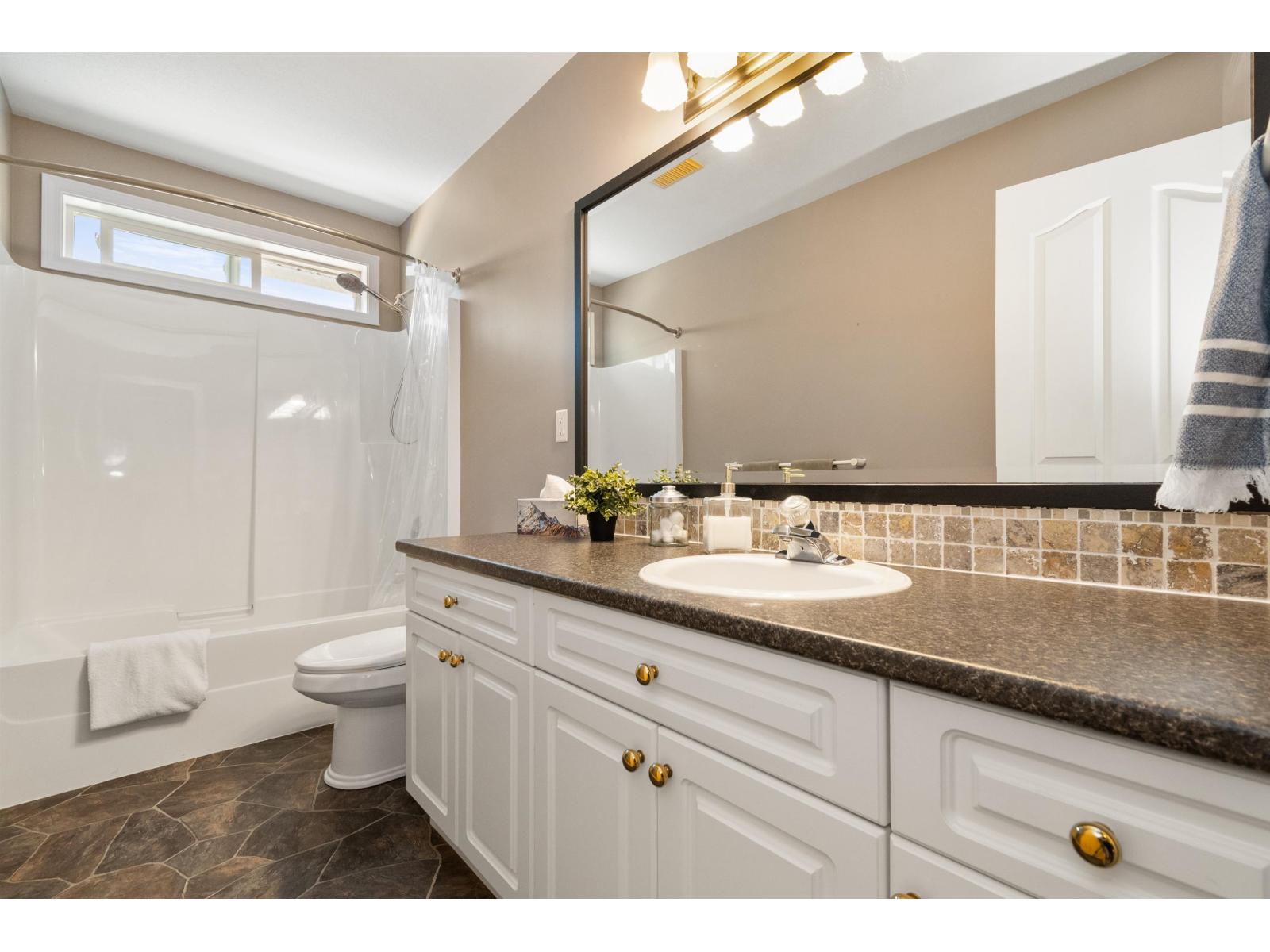 10027 MERRITT DRIVE|Fairfield Island