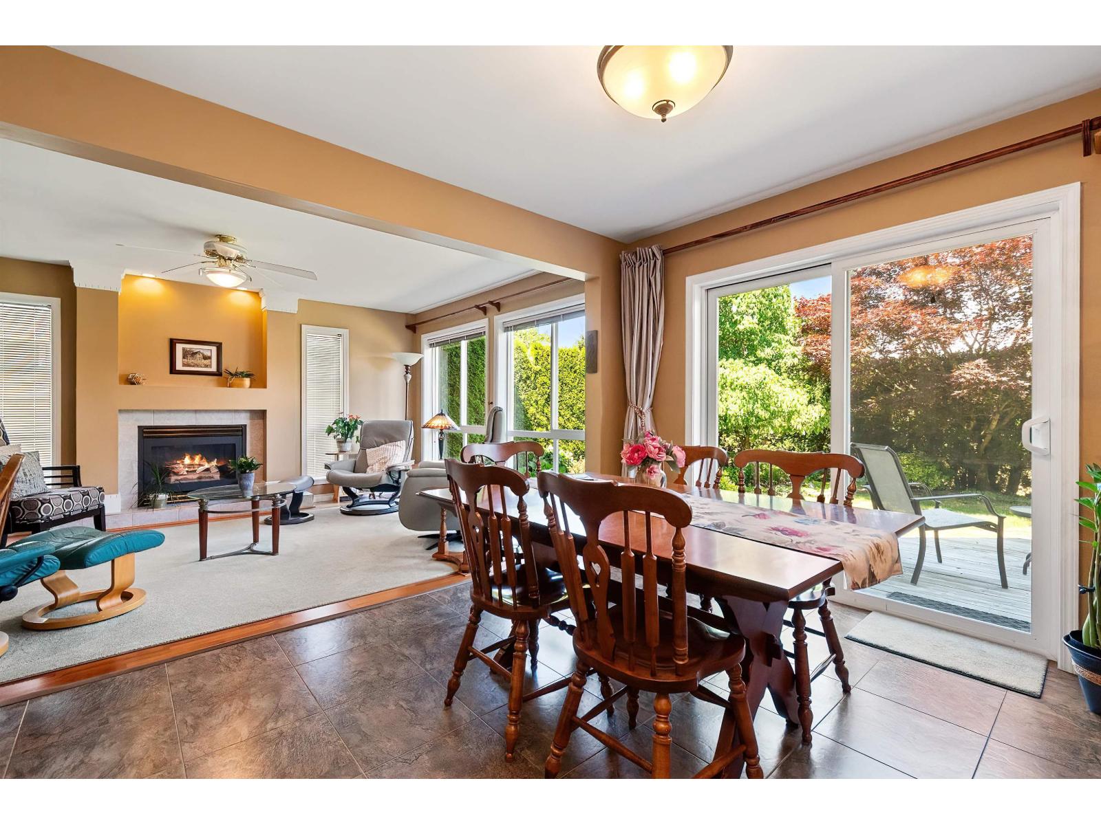 10027 MERRITT DRIVE|Fairfield Island