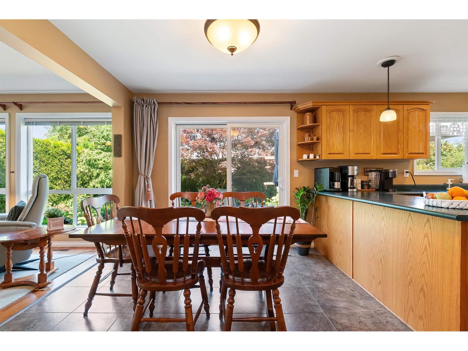 10027 MERRITT DRIVE|Fairfield Island