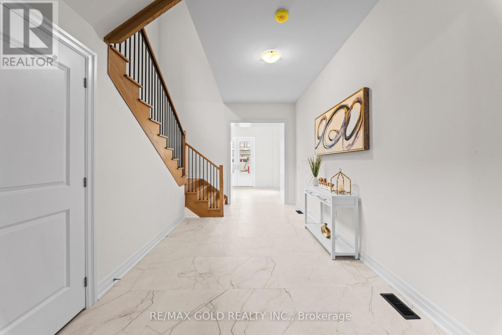 30 Mosswood Trail, Brampton, Ontario  L6P 4E7 - Photo 8 - W13833142