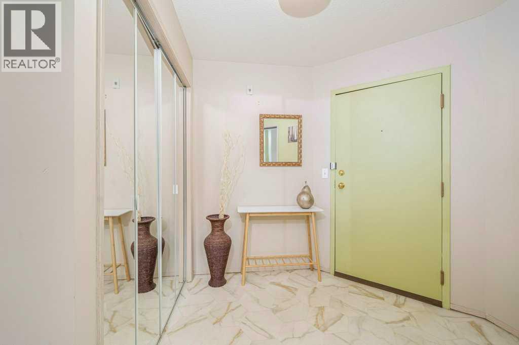 202, 245 Red Deer Drive SW