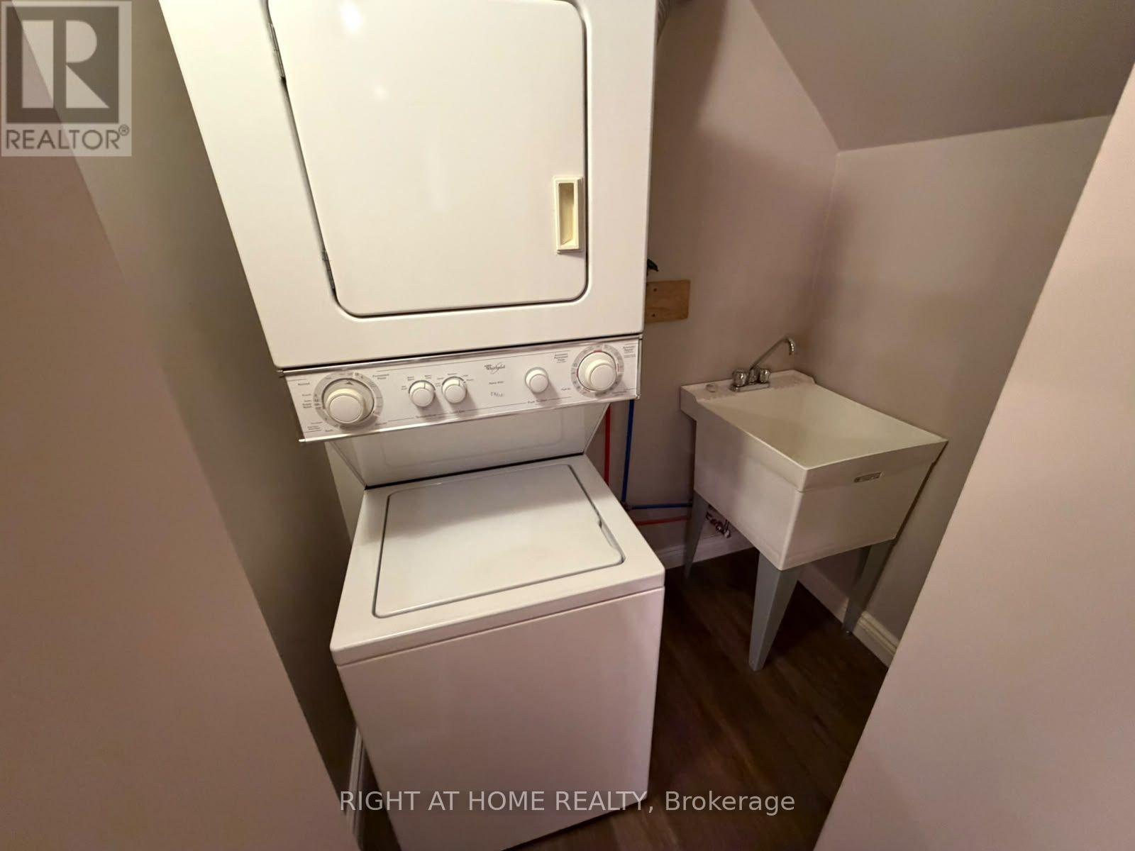 585 Brentwood Avenue, Oshawa, Ontario  L1G 2S9 - Photo 11 - E13844056