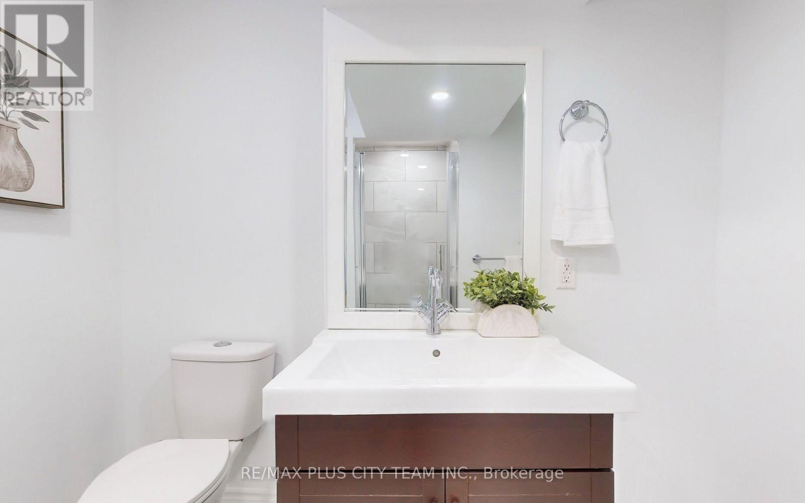 Bsmt - 1071 Summitview Crescent, Oshawa, Ontario  L1K 2K5 - Photo 12 - E13844112