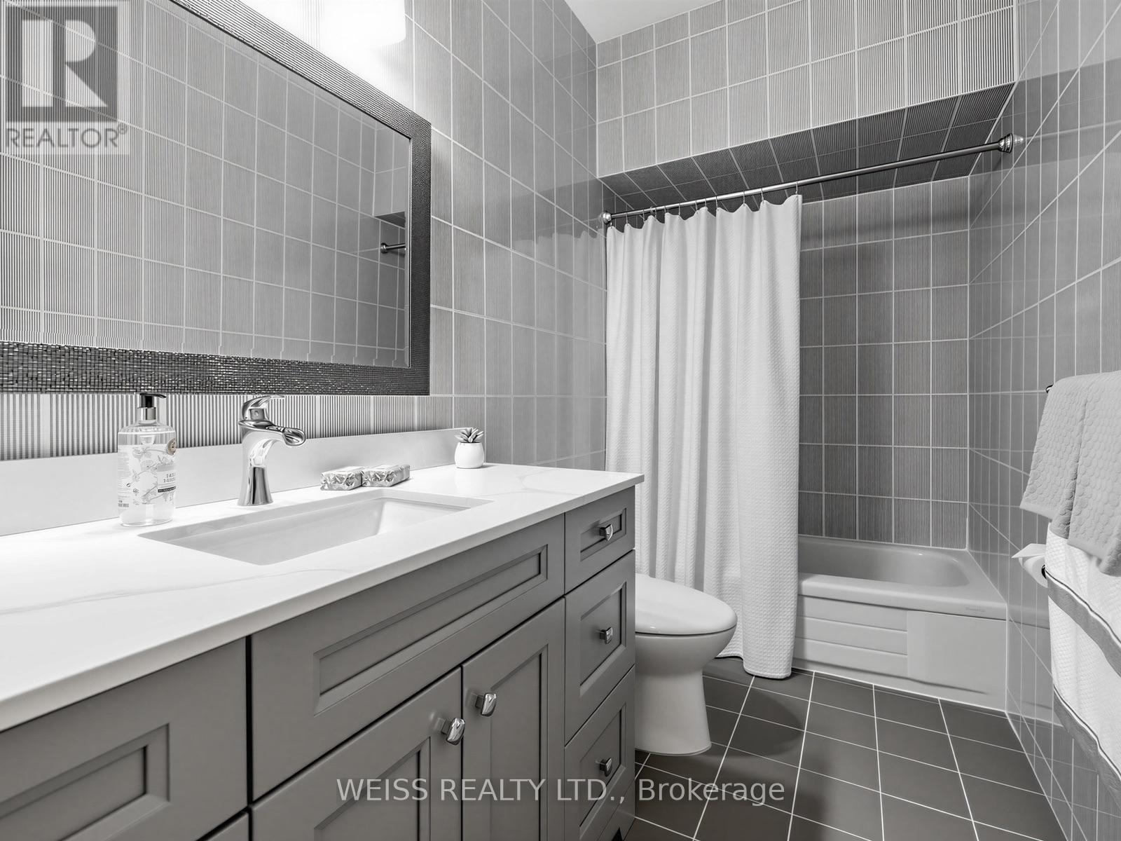 238 Bourbon Street, Vaughan, Ontario  L4L 6Z2 - Photo 18 - N13844022