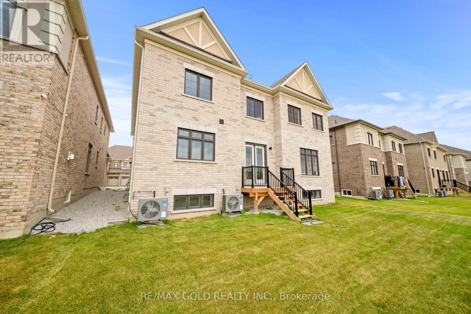 30 Mosswood Trail, Brampton, Ontario  L6P 4E7 - Photo 46 - W13833142