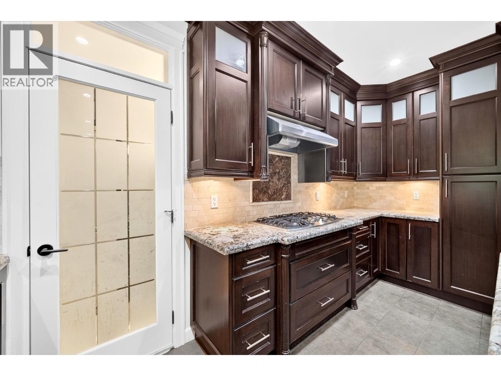 7440 Kraft Crescent, Burnaby, British Columbia  V5A 1Z5 - Photo 17 - R3138867