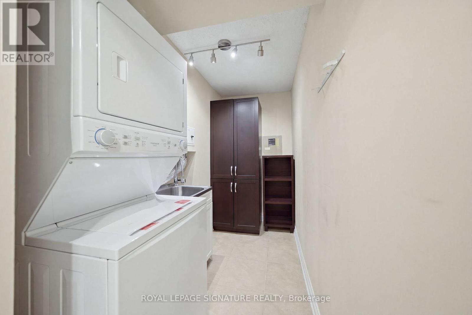 1401 - 5 Lisa Street, Brampton, Ontario  L6T 4T4 - Photo 16 - W13838810