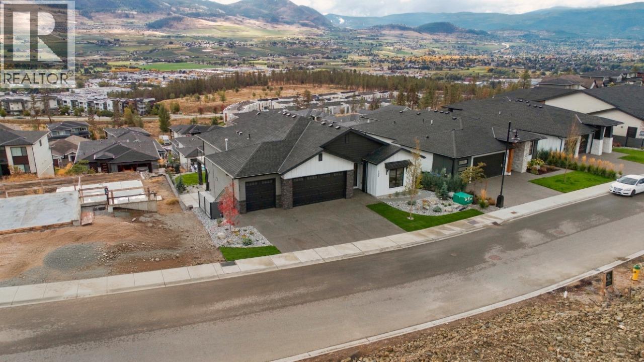 749 Carleton Street, Kelowna, British Columbia  V1V 0A8 - Photo 11 - 10402309