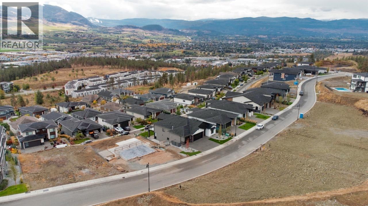 749 Carleton Street, Kelowna, British Columbia  V1V 0A8 - Photo 14 - 10402309
