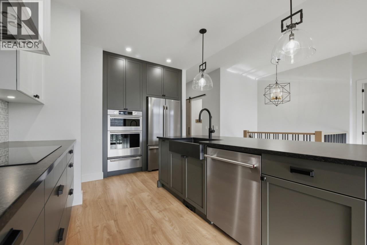 749 Carleton Street, Kelowna, British Columbia  V1V 0A8 - Photo 26 - 10402309
