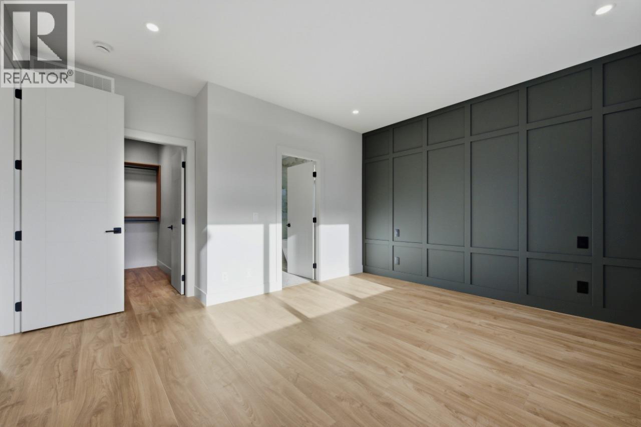 749 Carleton Street, Kelowna, British Columbia  V1V 0A8 - Photo 32 - 10402309