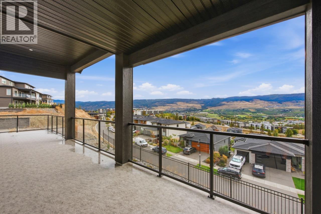 749 Carleton Street, Kelowna, British Columbia  V1V 0A8 - Photo 37 - 10402309
