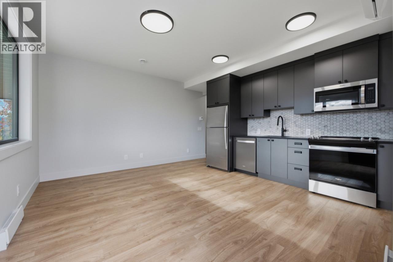 749 Carleton Street, Kelowna, British Columbia  V1V 0A8 - Photo 49 - 10402309