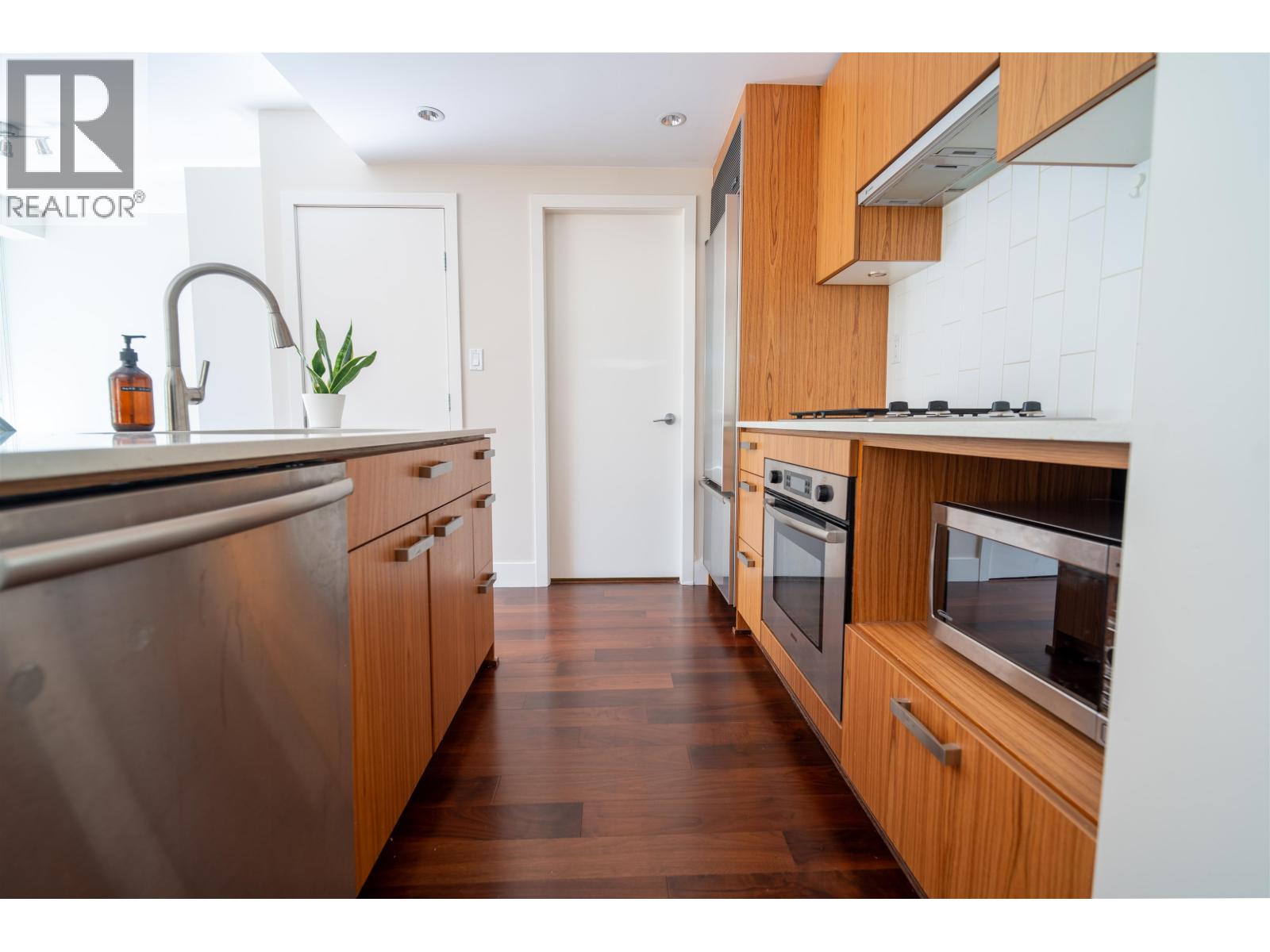 504 1675 W 8 Avenue, Vancouver, British Columbia  V6J 0A8 - Photo 13 - R3170926