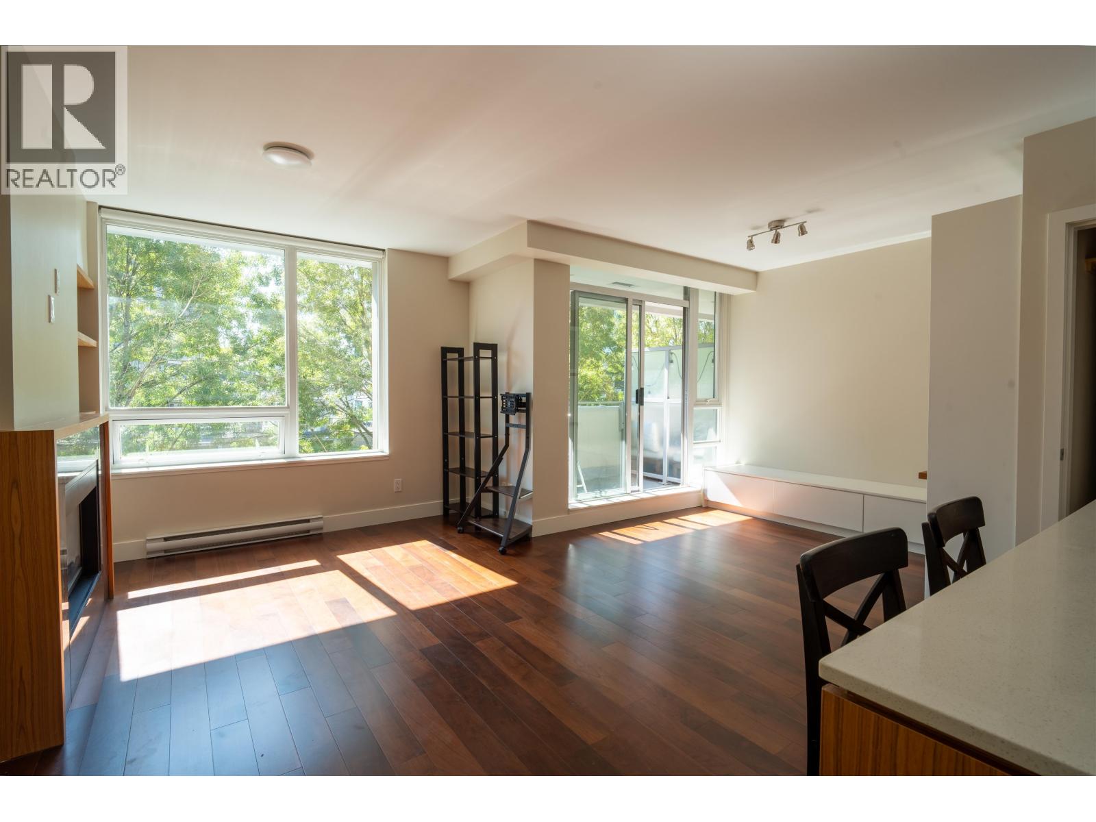 504 1675 W 8 Avenue, Vancouver, British Columbia  V6J 0A8 - Photo 3 - R3170926