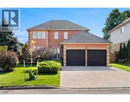 3 GREENCROFT Court, Kitchener, Ontario