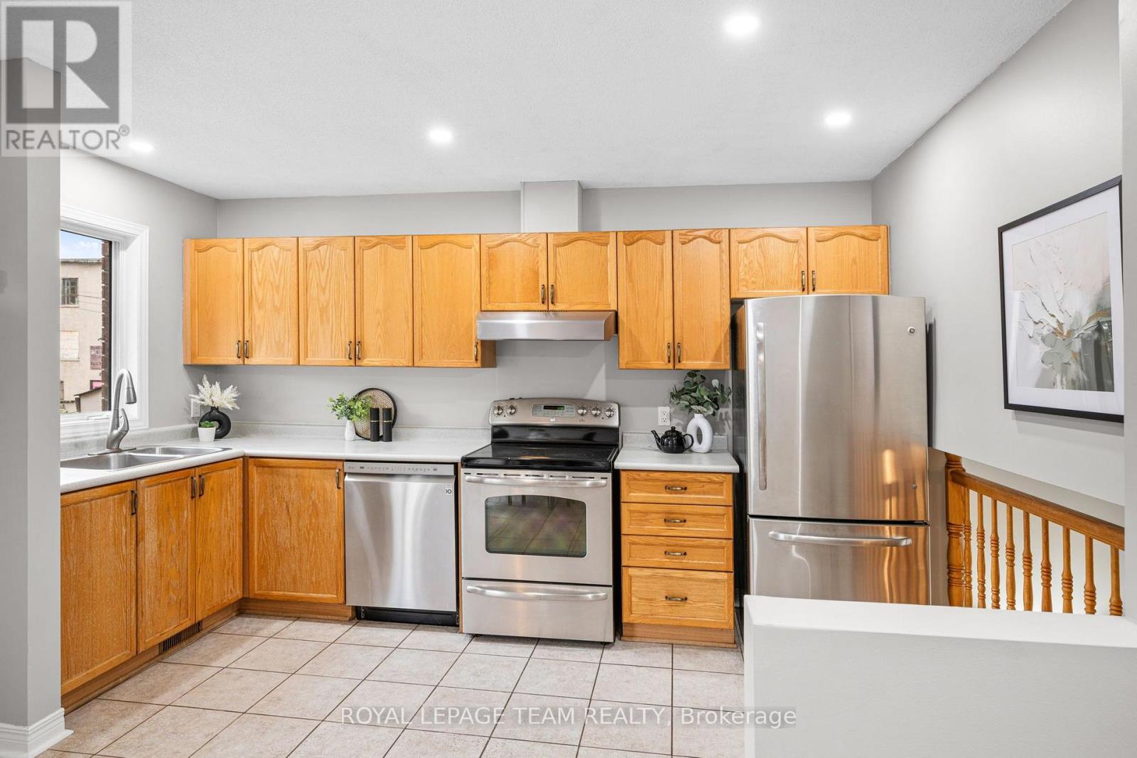 31 Oxford Street, Ottawa, Ontario  K1Y 2R6 - Photo 5 - X13844318