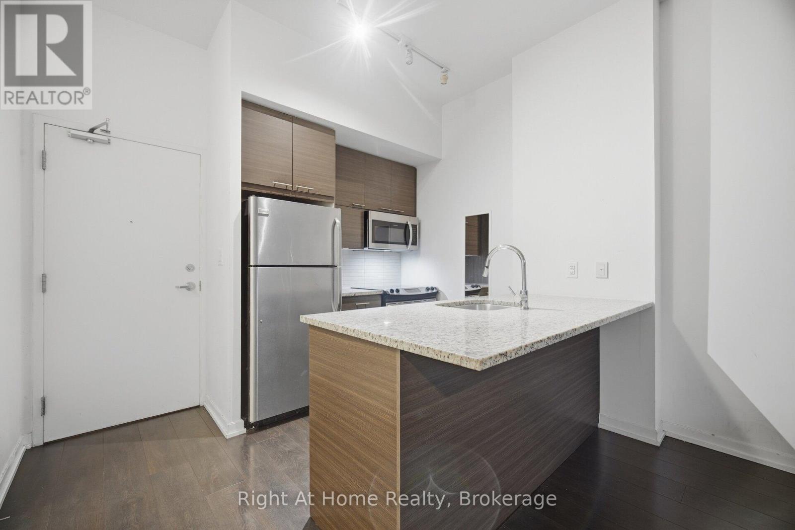 111 - 66 Forest Manor Road, Toronto, Ontario  M2J 0B7 - Photo 7 - C13844294