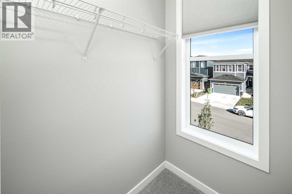 47 Carringvue Passage NW