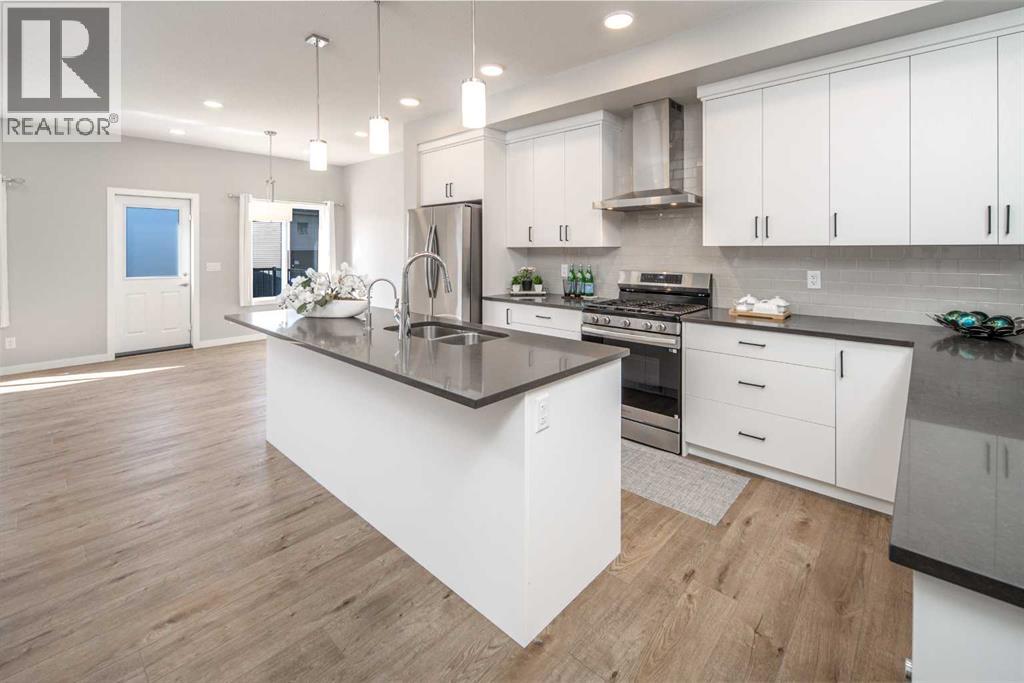 47 Carringvue Passage NW