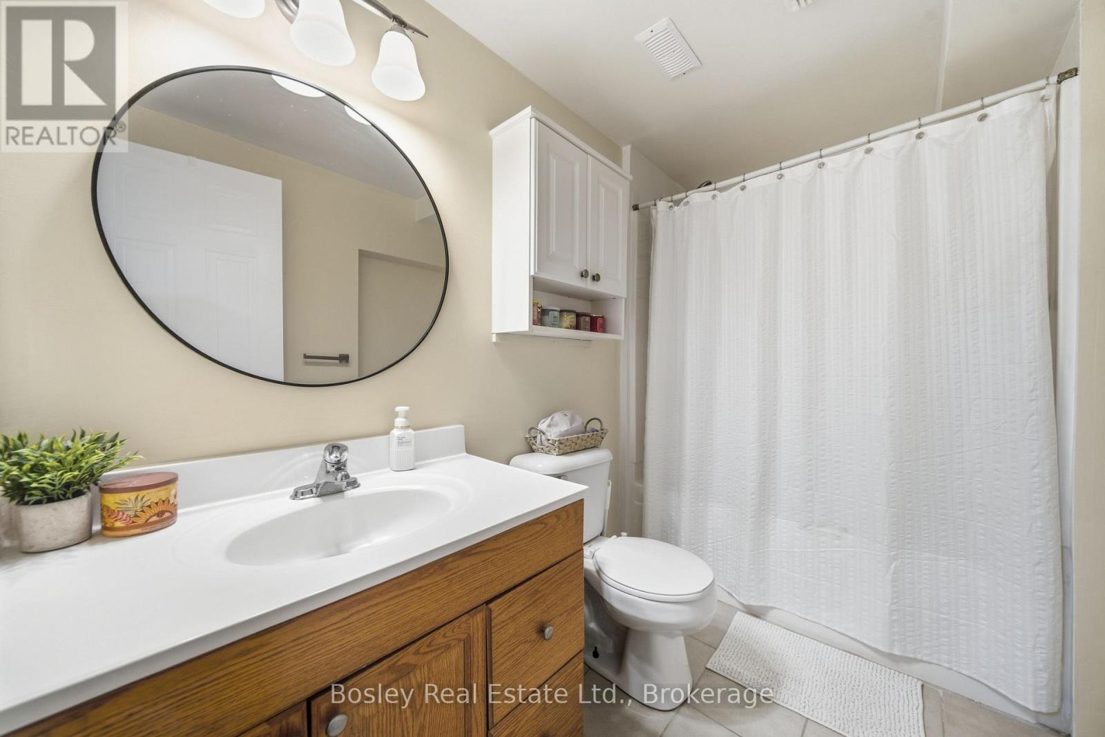 Lower - 69 Southcreek Trail, Guelph, Ontario  N1G 5A7 - Photo 16 - X13844184