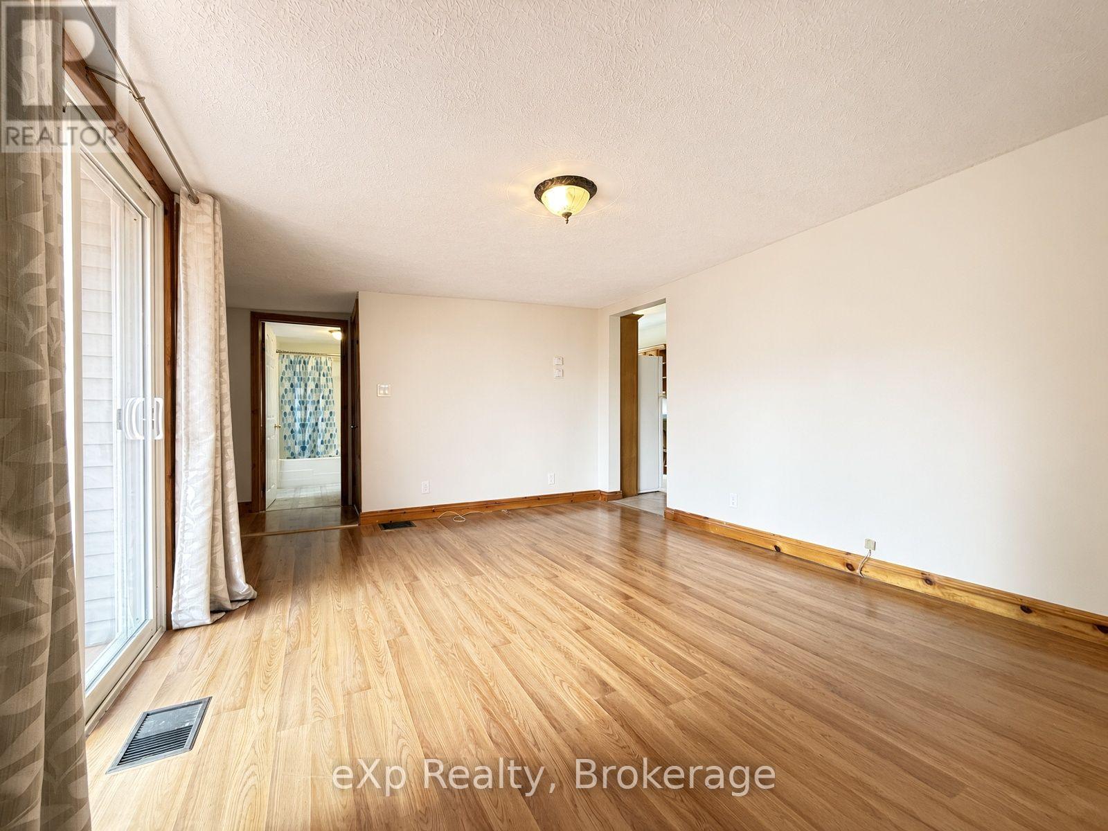 42 Clarinda Street S, South Bruce, Ontario  N0G 2S0 - Photo 16 - X13844298