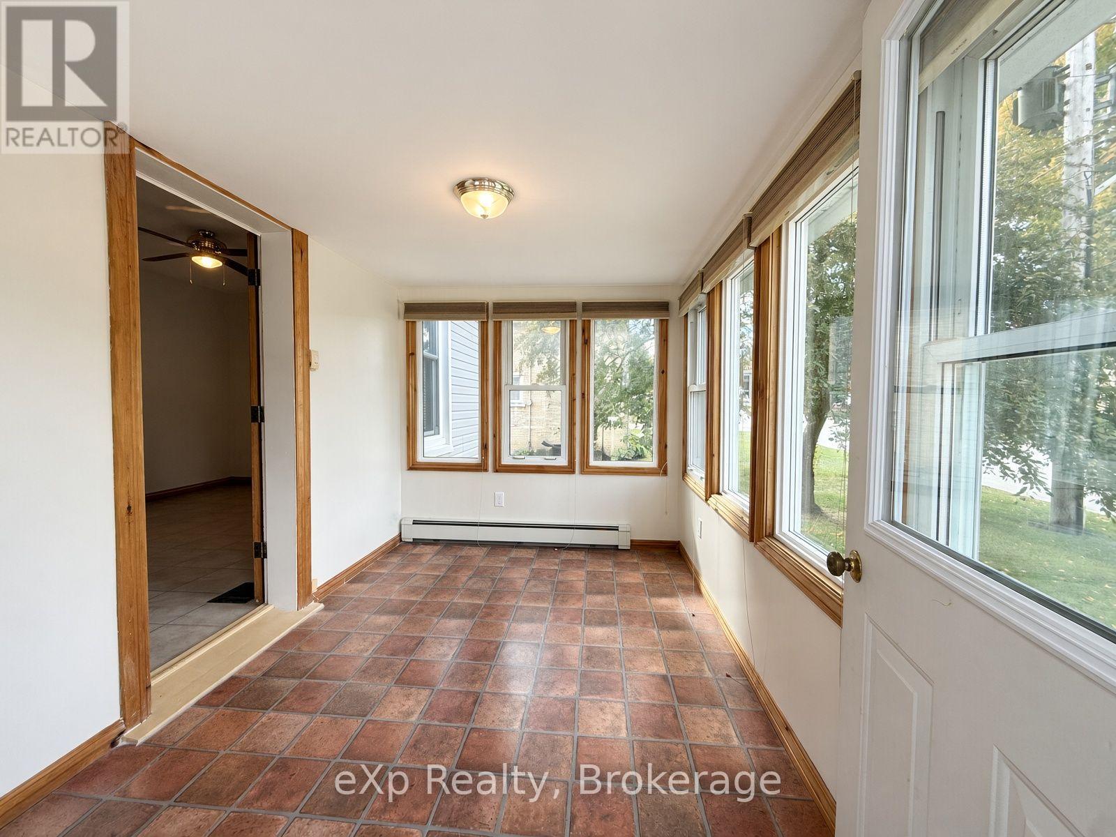 42 Clarinda Street S, South Bruce, Ontario  N0G 2S0 - Photo 4 - X13844298