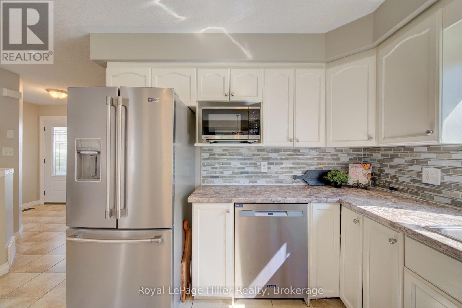 220 Schneller Drive, Wilmot, Ontario N3A 2K9 - Photo 10 - X13844322