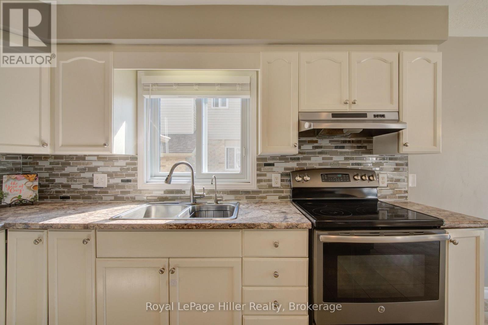 220 Schneller Drive, Wilmot, Ontario N3A 2K9 - Photo 11 - X13844322