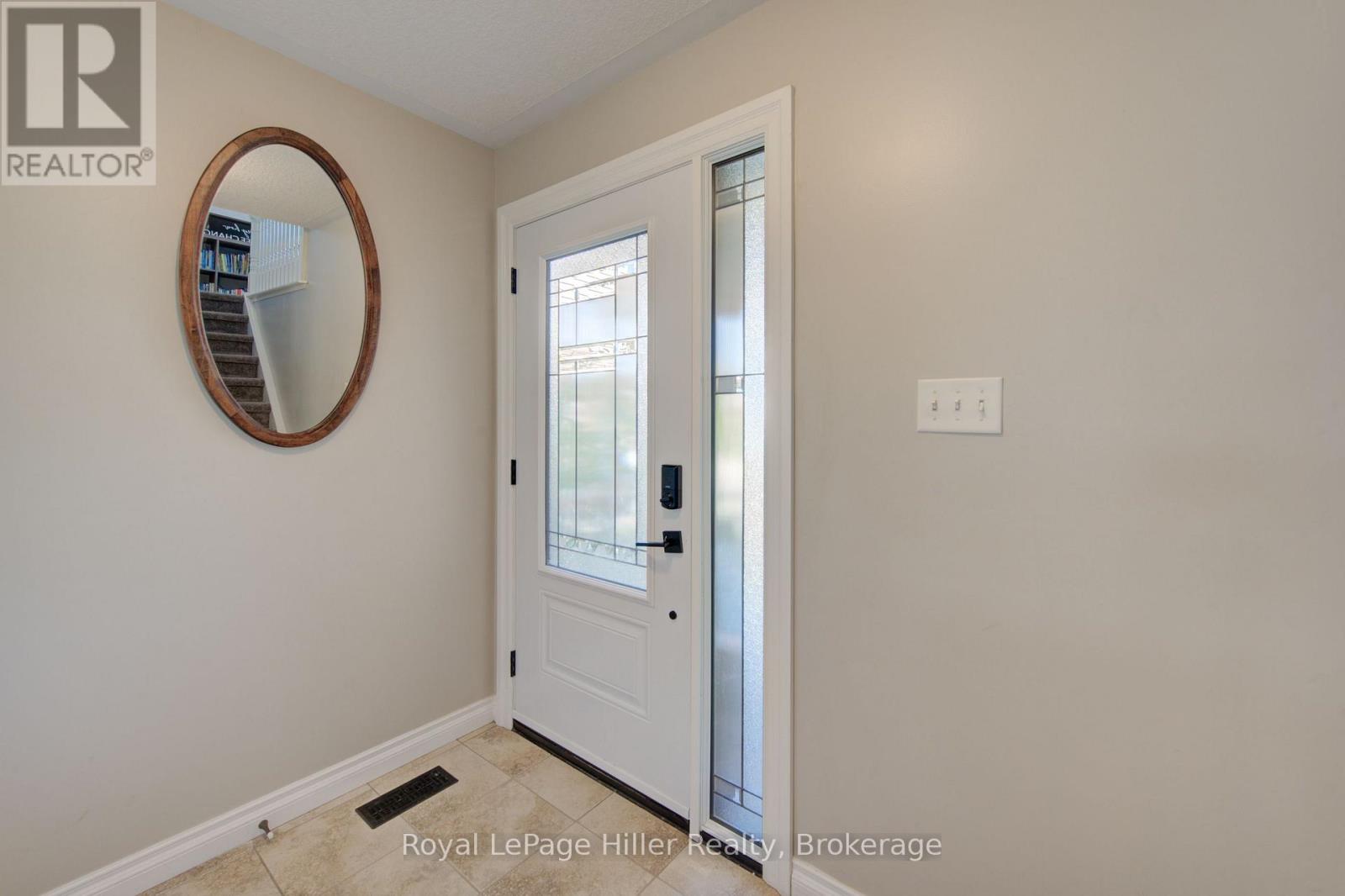 220 Schneller Drive, Wilmot, Ontario N3A 2K9 - Photo 5 - X13844322
