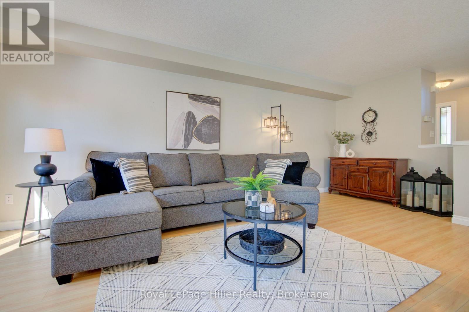 220 Schneller Drive, Wilmot, Ontario N3A 2K9 - Photo 8 - X13844322
