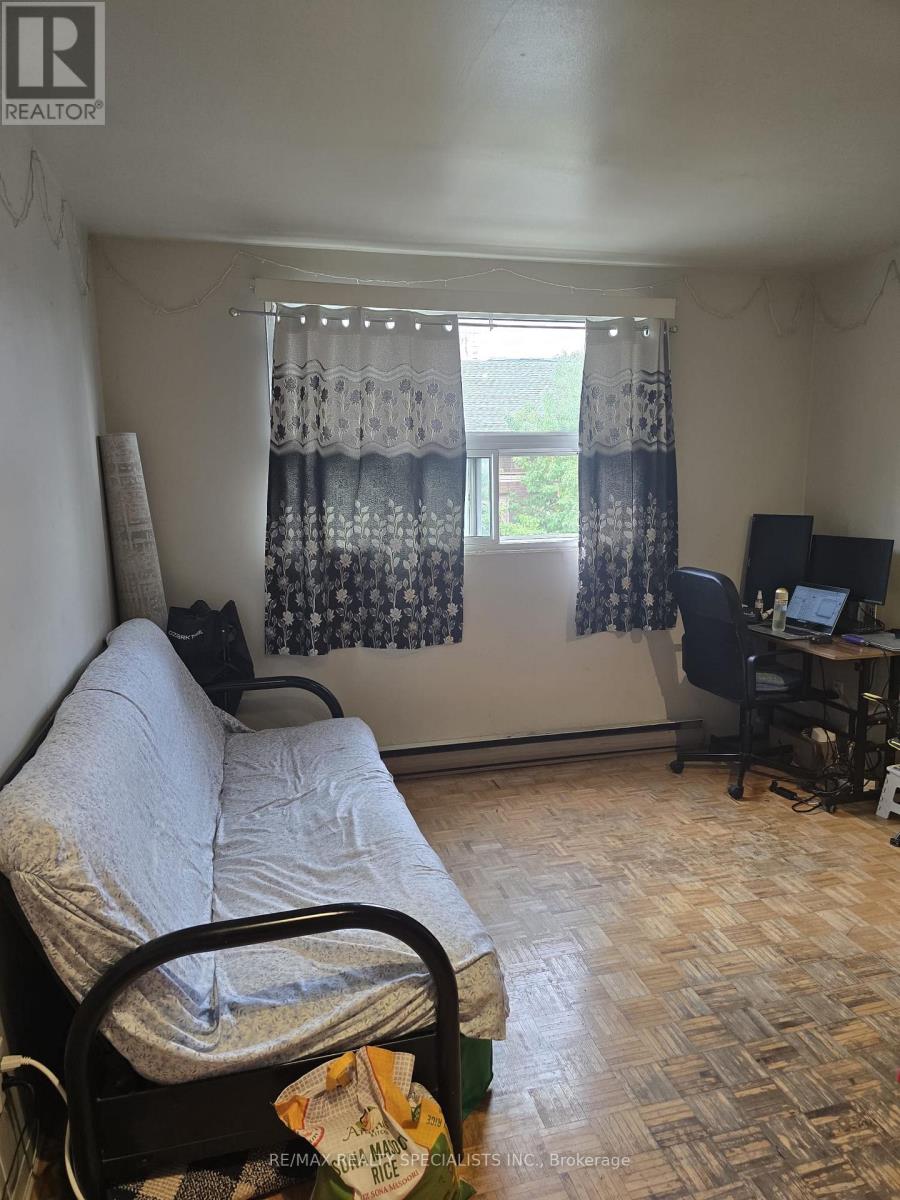 305 - 1087 Bloor Street W, Toronto, Ontario  M6H 1M5 - Photo 3 - C13844362
