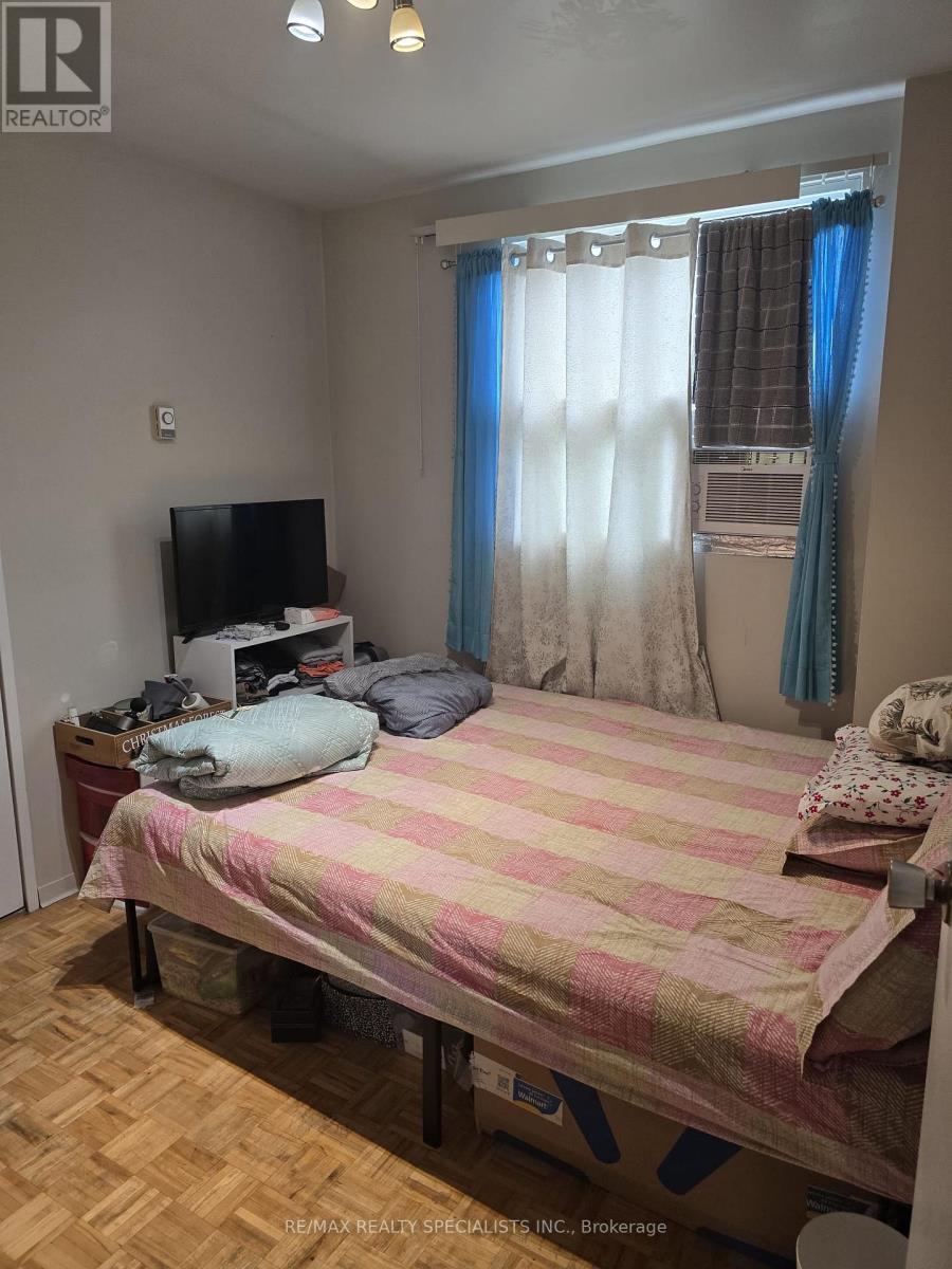 305 - 1087 Bloor Street W, Toronto, Ontario  M6H 1M5 - Photo 8 - C13844362