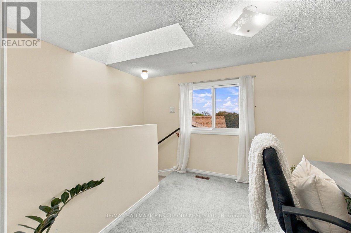 1582 Kelvinway Lane, Pickering, Ontario  L1V 5Y2 - Photo 34 - E13844164
