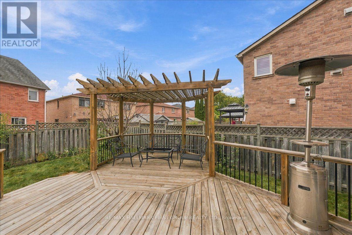 1582 Kelvinway Lane, Pickering, Ontario  L1V 5Y2 - Photo 40 - E13844164