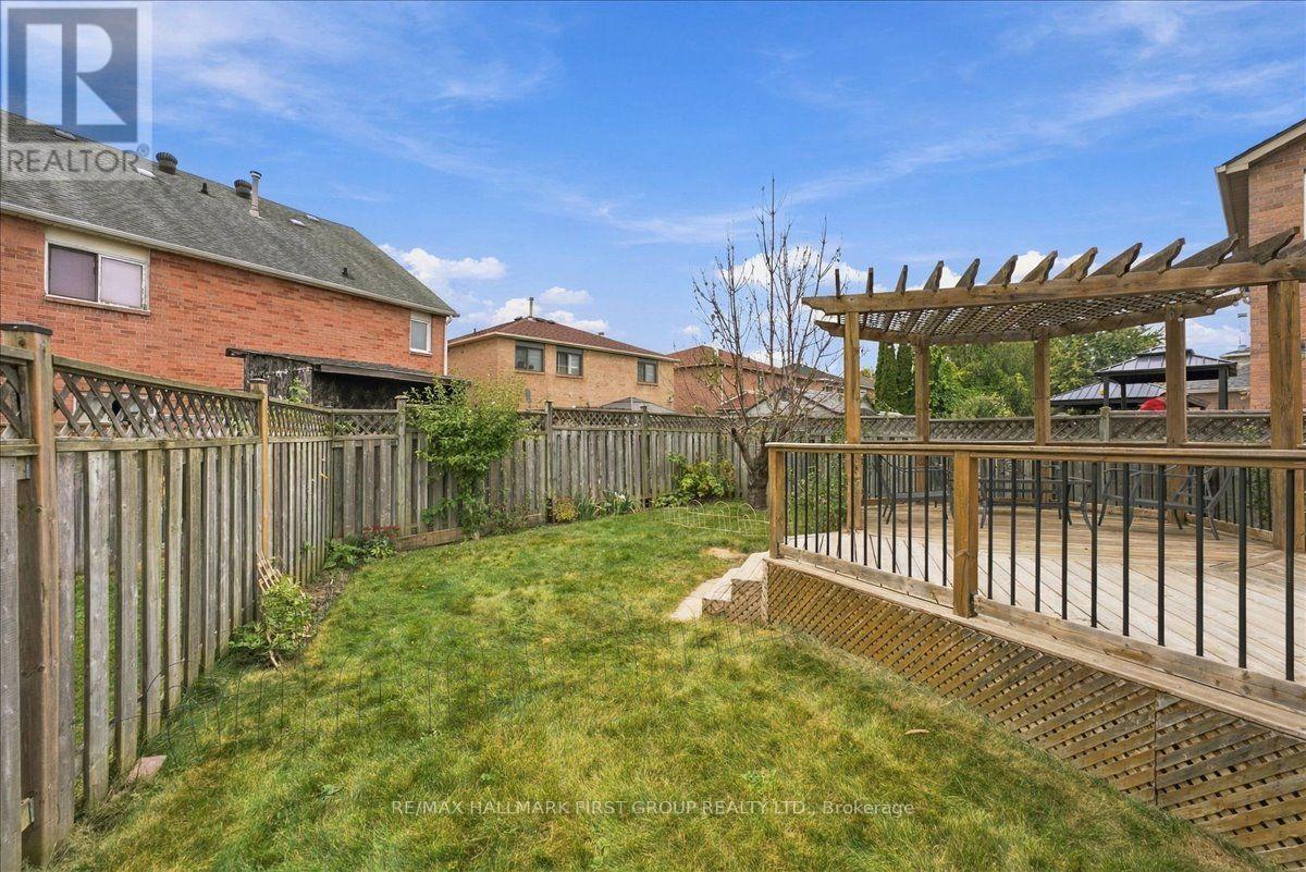 1582 Kelvinway Lane, Pickering, Ontario  L1V 5Y2 - Photo 44 - E13844164