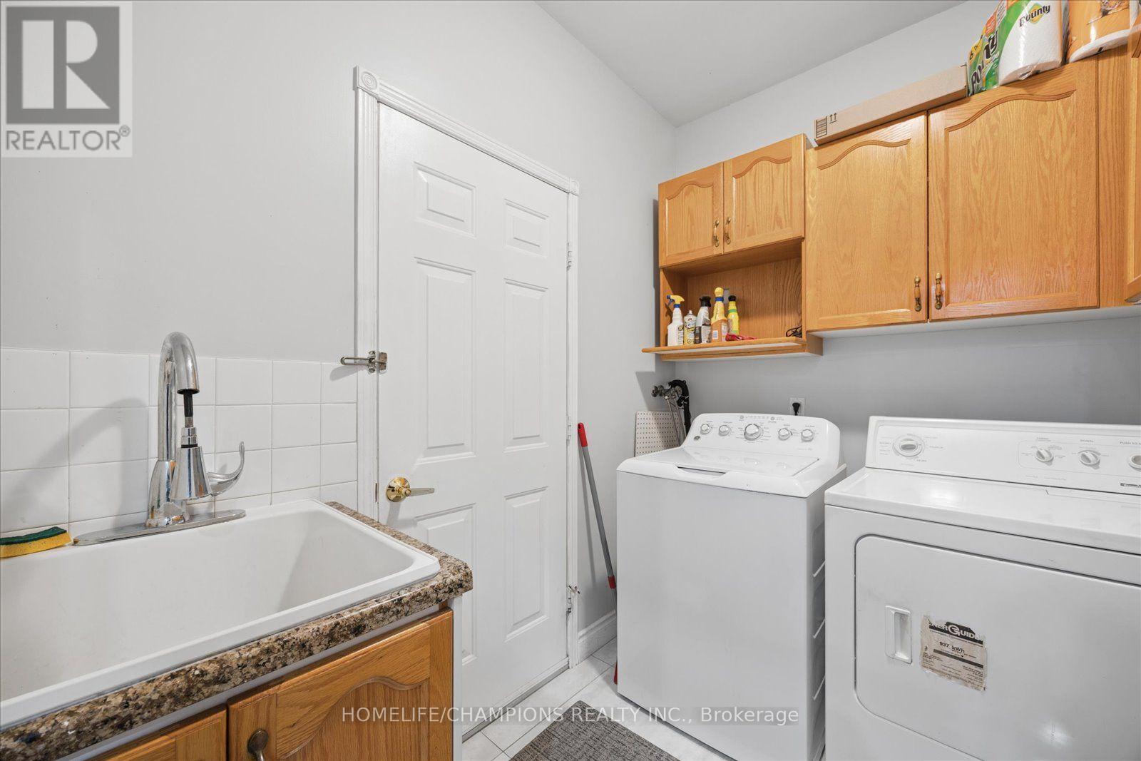 1905 Wildflower Drive, Pickering, Ontario  L1V 7A7 - Photo 17 - E13844170