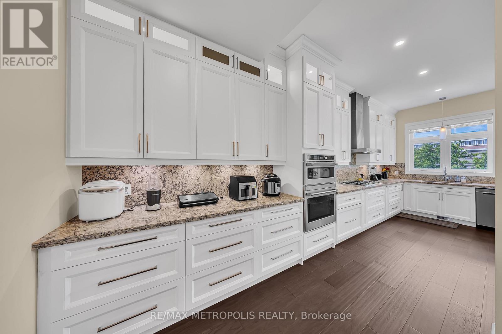 20 Nobert Road, Toronto, Ontario  M1T 1C1 - Photo 12 - E13844210
