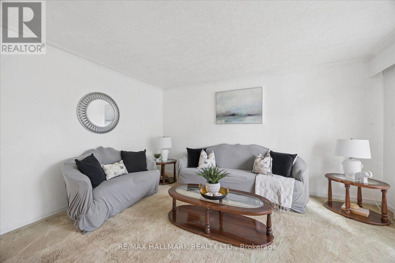 102 Cleta Drive, Toronto, Ontario  M1K 3G7 - Photo 9 - E13844252