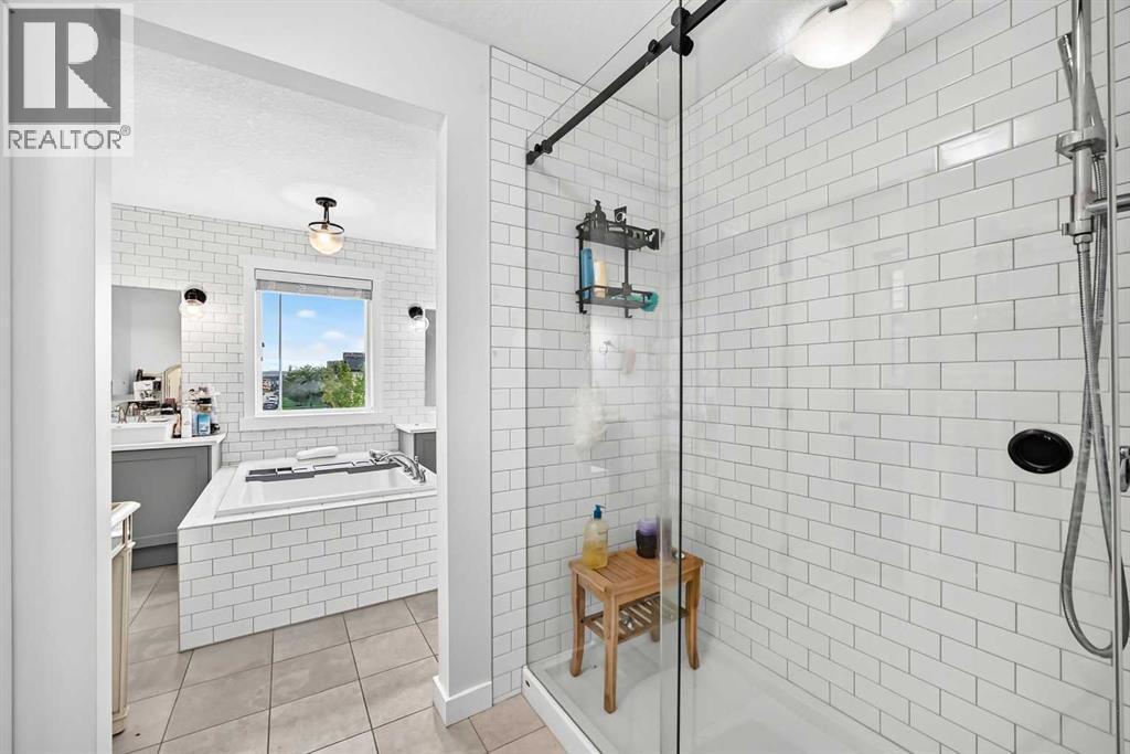 313 Walgrove Terrace SE