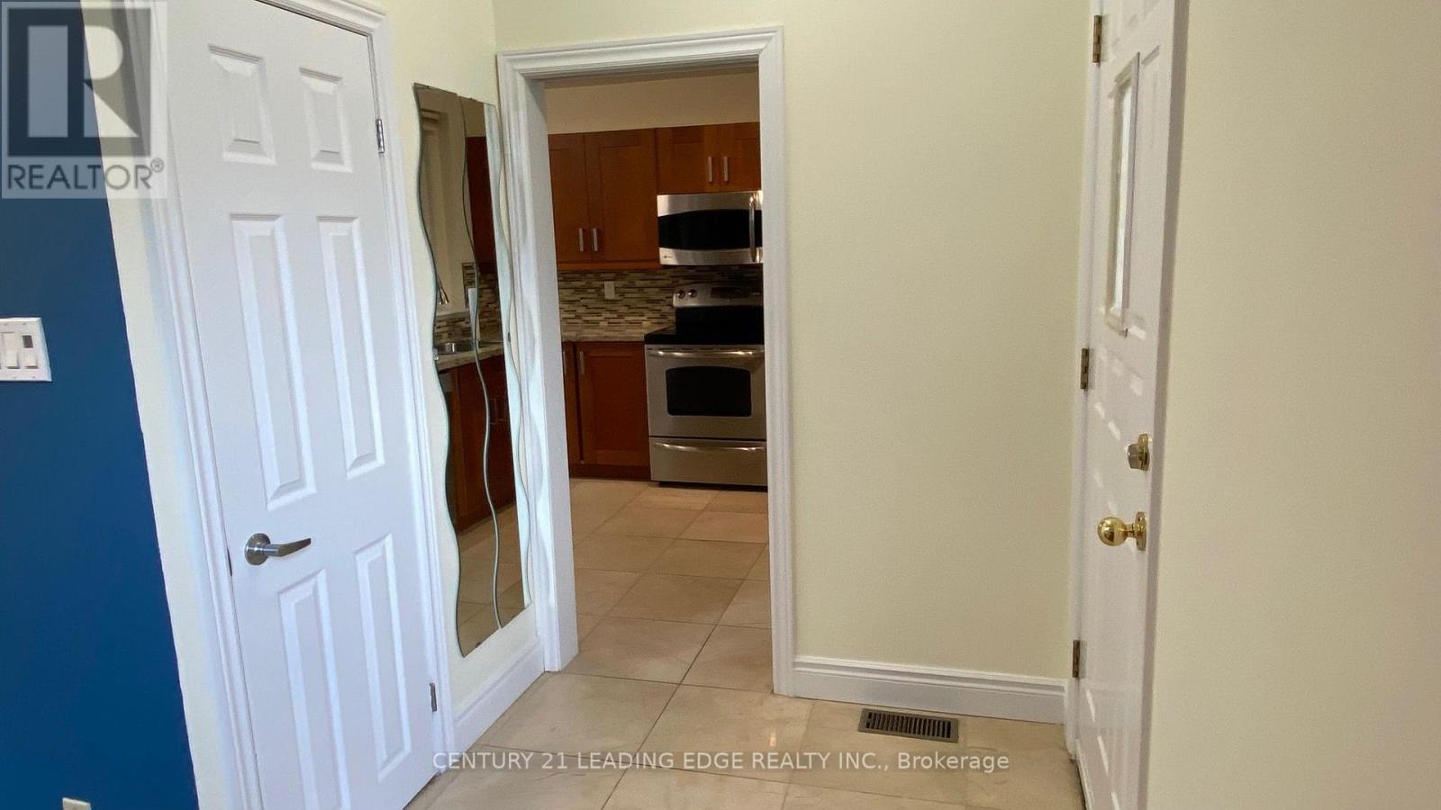 117 Trayborn Drive, Richmond Hill (Mill Pond), Ontario  L4C 4K6 - Photo 10 - N13844218