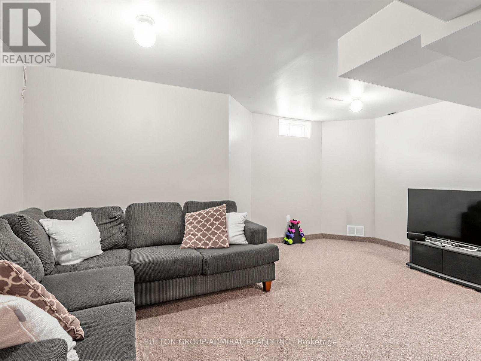 17 Royal Appian Crescent, Vaughan, Ontario  L4K 5K9 - Photo 6 - N13844330