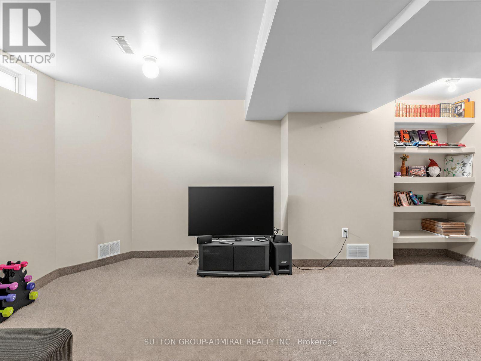 17 Royal Appian Crescent, Vaughan, Ontario  L4K 5K9 - Photo 7 - N13844330