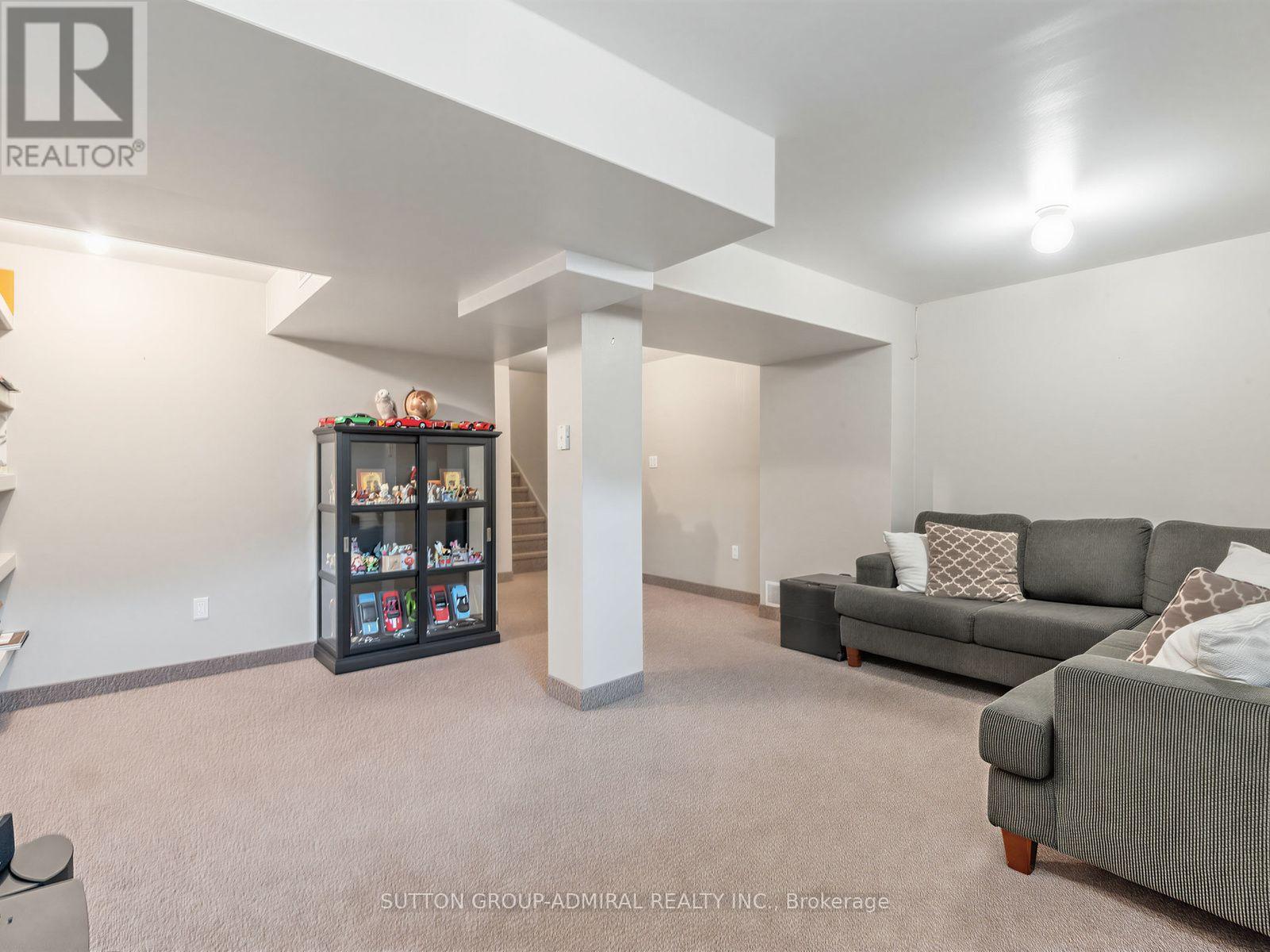 17 Royal Appian Crescent, Vaughan, Ontario  L4K 5K9 - Photo 8 - N13844330